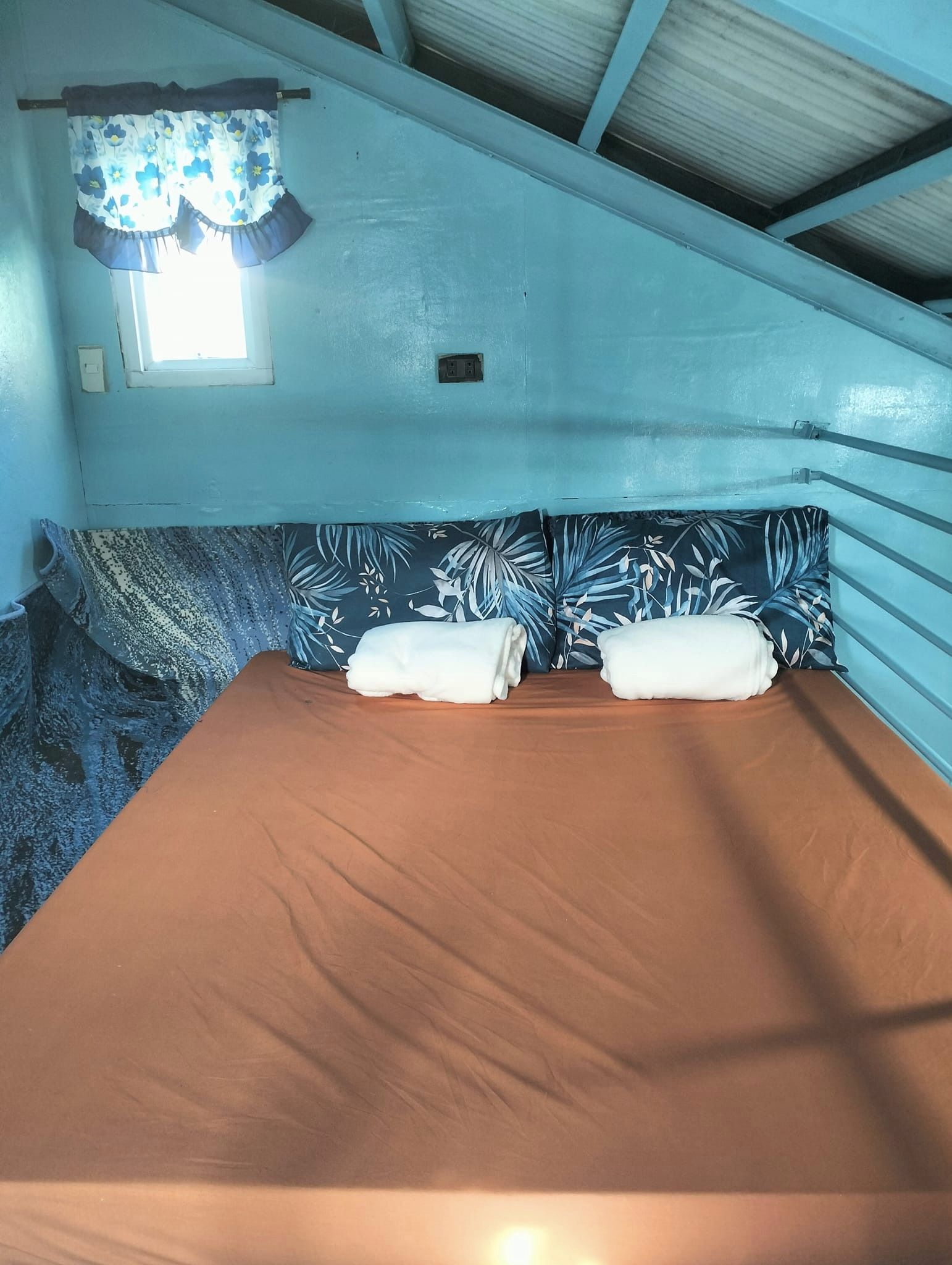 Abby Loft Transient near Baguio convention center. Location Lower Engineer's hill Rent Baguio