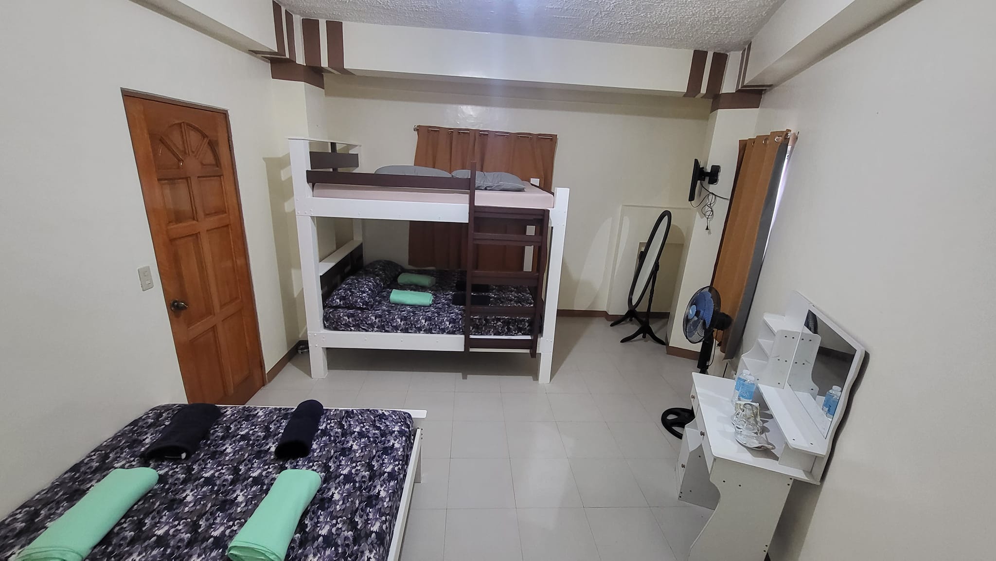 NN Unit 202 Near SM baguio/Baguio convention center. Location Upper