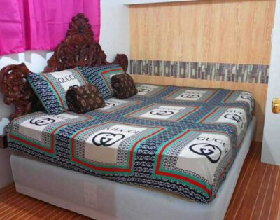 Mariz Couple Unit, Location: Campo filipino. 20-30 minutes walk to the city center